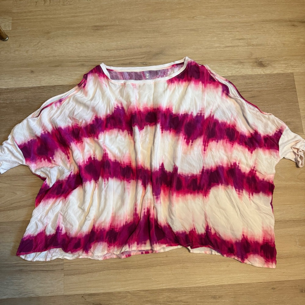 Juicy Couture Womens XL Pink White Tie Dye Cold Shoulder Oversized Rayon Top